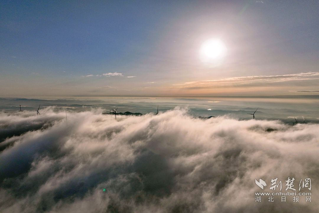 2023.4.25百里荒云海   (2)_副本.jpg.jpg