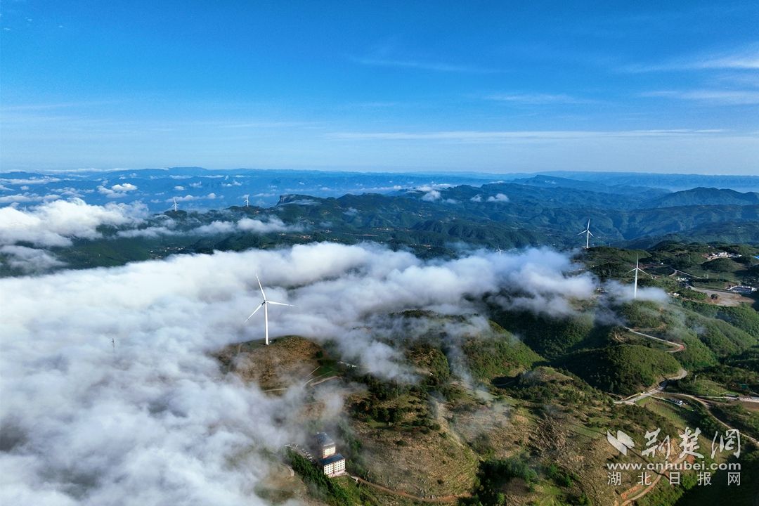 2023.4.25百里荒云海   (14)_副本.jpg.jpg