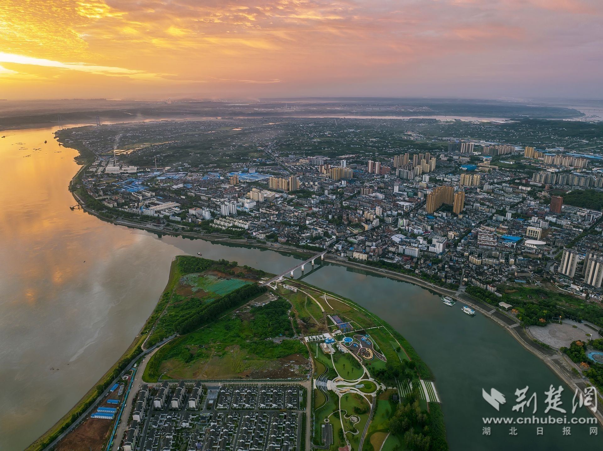 宜都陆城迎朝霞6.jpg.jpg