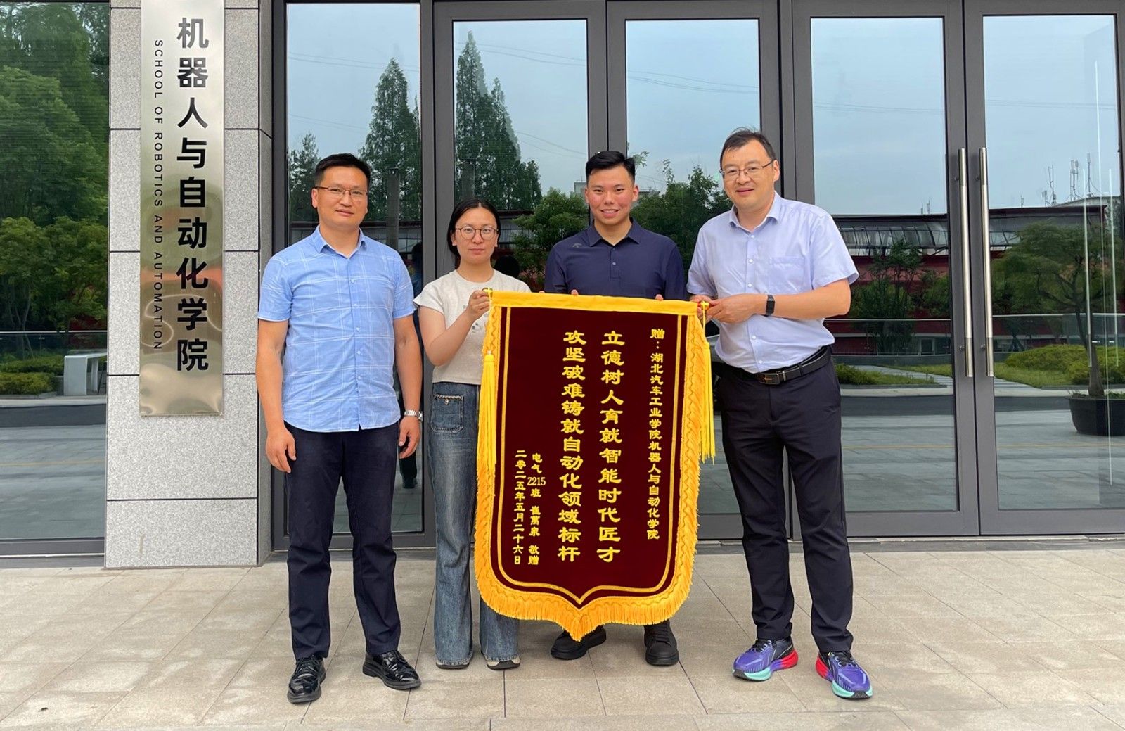 Cui Wanquan，一位退休的士兵，出生于2000年代：从