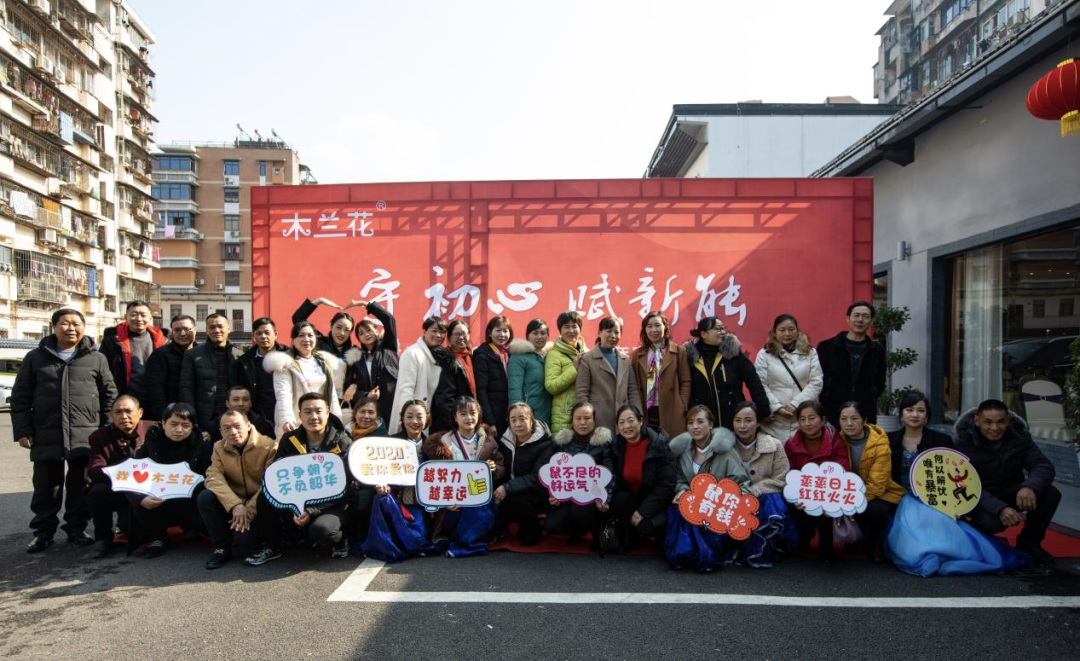 宜昌市两家女性保洁公司荣获全国首届明星奖