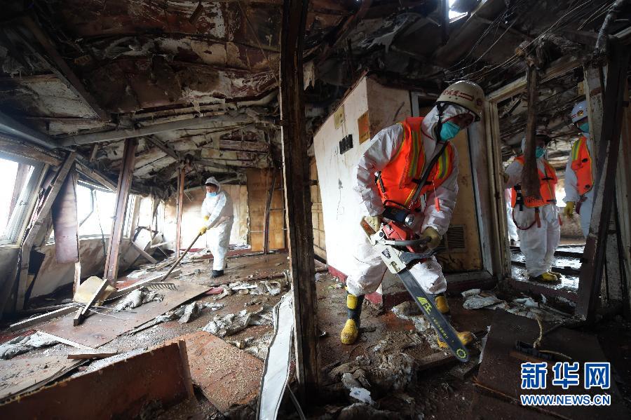 �������ʹ������¼�����6��������֮�ǡ�����������1500���������200���