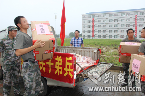 IMG_9527副本.jpg IMG_9527副本.jpg