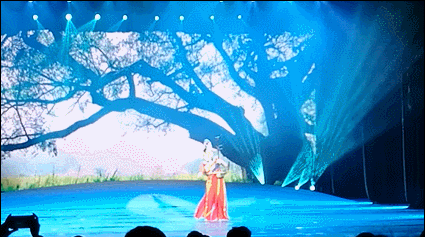 【网络媒体走转改】动图报道丨从一场免费歌舞看“文化惠民”红利 【网络媒体走转改】动图报道丨从一场免费歌舞看“文化惠民”红利