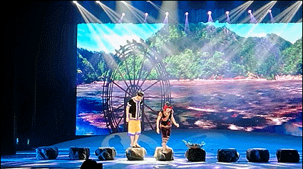 【网络媒体走转改】动图报道丨从一场免费歌舞看“文化惠民”红利 【网络媒体走转改】动图报道丨从一场免费歌舞看“文化惠民”红利