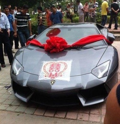 福建老板嫁女豪掷2亿嫁妆 婚宴奢华刷新嫁女记录