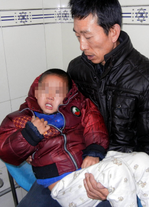 洛阳老板打死11岁童工 虐童事件盘点