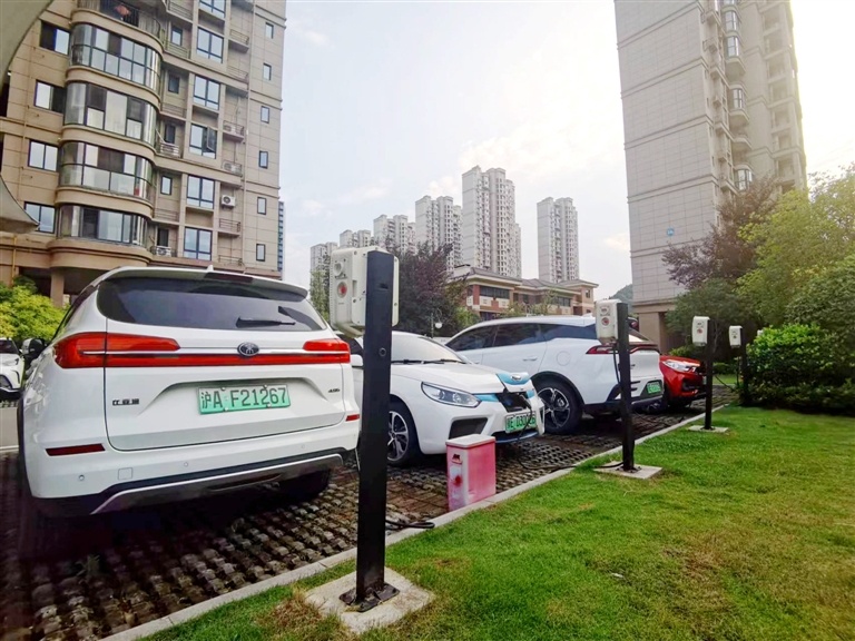 买了新能源汽车如何在小区装充电桩9单位规范流程向供电部门申请物业